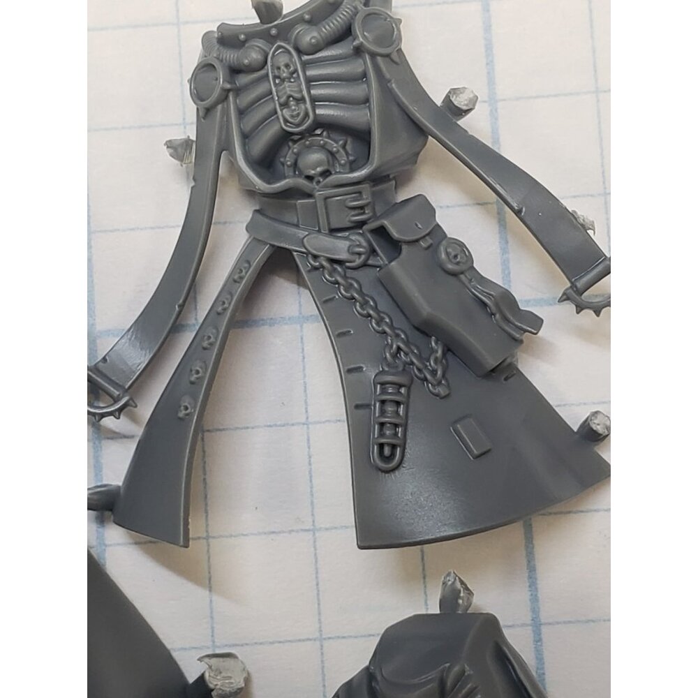 40k Space Marine Bits Primaris Chaplain Robed Armored Torso Legs Set #01 - Picture 4 of 6
